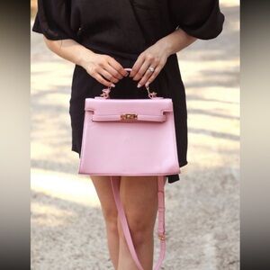 NEW BOUTIQUE PERFECTLY PINK WICKED PURSE